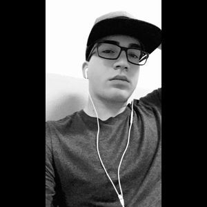 Meet your Posher, Edmanuelle